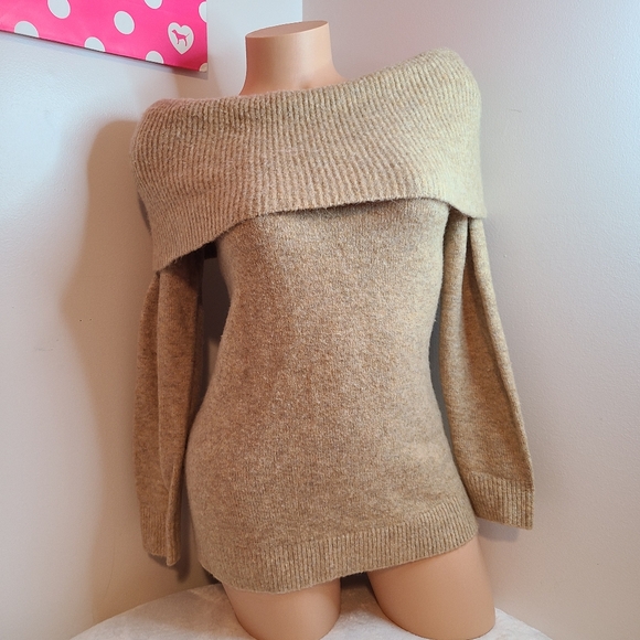 Ann Taylor Factory Elegant Tan Wool Blend Off-Shoulder Sweater Size SP - Picture 1 of 6